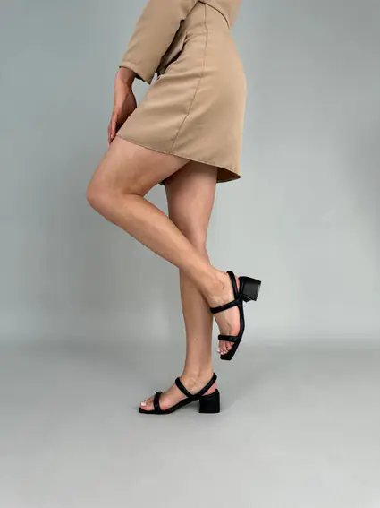Босоножки женские кожаные черные на каблуке фото 6 — интернет-магазин Tapok