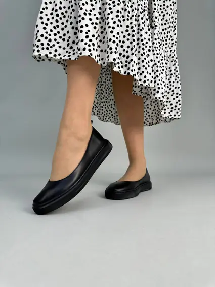 Балетки жіночі шкіряні чорного кольору фото 4 — інтернет-магазин Tapok