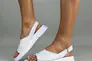 Босоніжки жіночі шкіряні білі на липучці Фото 1