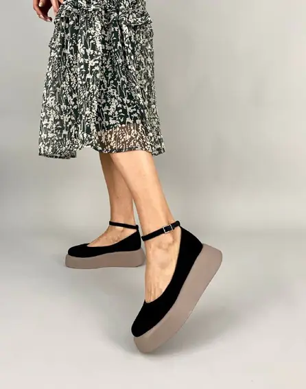 Туфли женские замшевые черного цвета на платформе фото 3 — интернет-магазин Tapok