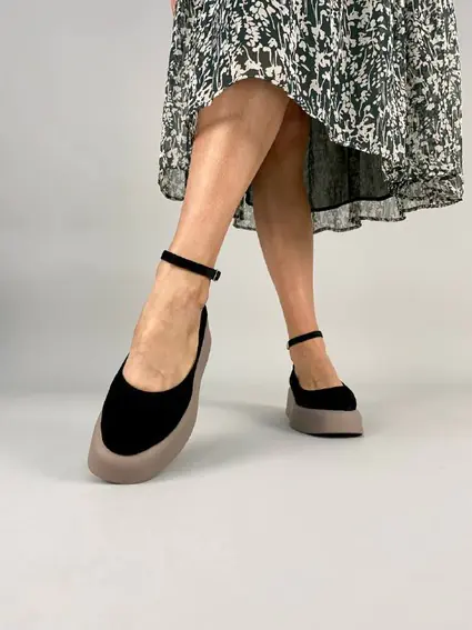 Туфли женские замшевые черного цвета на платформе фото 5 — интернет-магазин Tapok
