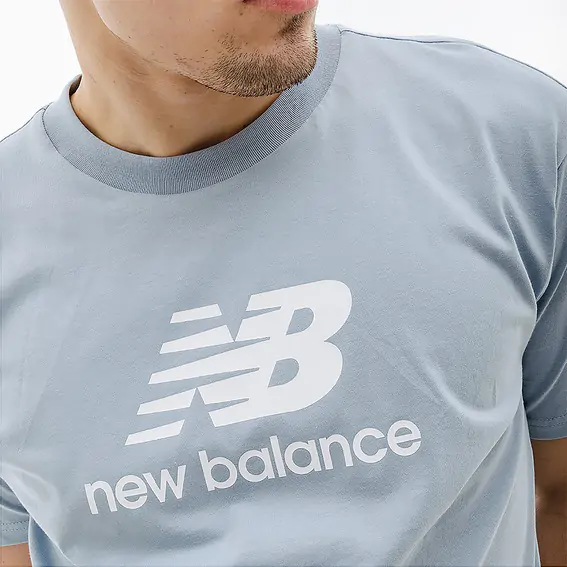 Футболка New Balance Essentials Stacked Logo MT31541LAY фото 3 — інтернет-магазин Tapok