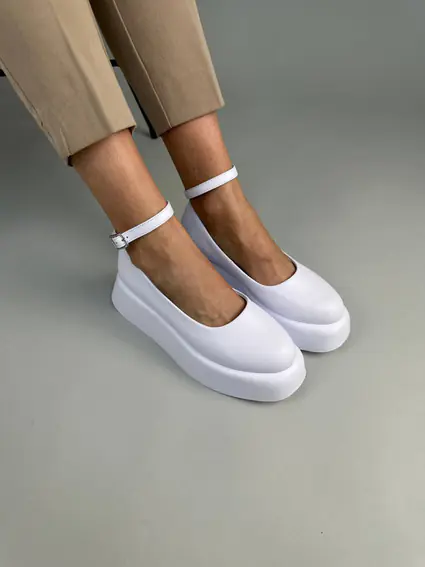 Туфлі жіночі шкіряні білого кольору на платформі фото 6 — інтернет-магазин Tapok