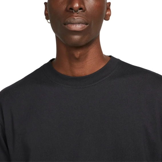 Футболка Nike M NK SB TEE ESSENTIALS DB9975-010 фото 4 — интернет-магазин Tapok