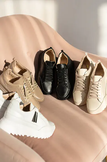 Жіночі кросівки шкіряні весняно-осінні білі Yuves 1155 фото 12 — інтернет-магазин Tapok