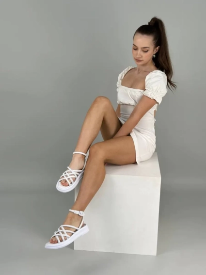 Босоножки женские кожаные белые фото 18 — интернет-магазин Tapok