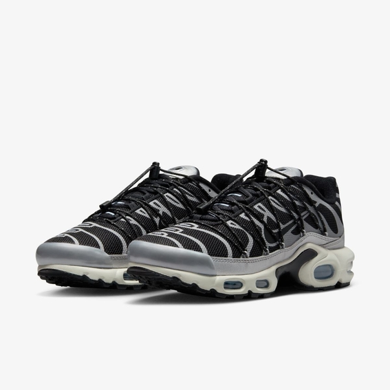 Кросівки Nike AIR MAX PLUS FD0799-001 фото 2 — інтернет-магазин Tapok