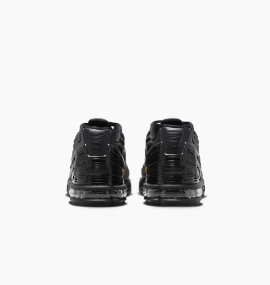 Кроссовки Nike AIR MAX PLUS III PRM FD0671-001 фото 18 — интернет-магазин Tapok