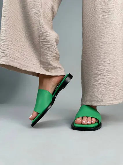 Шльопанці жіночі шкіряні зелені фото 2 — інтернет-магазин Tapok