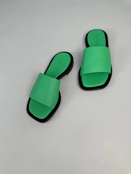 Шлепанцы женские кожаные зеленые фото 10 — интернет-магазин Tapok