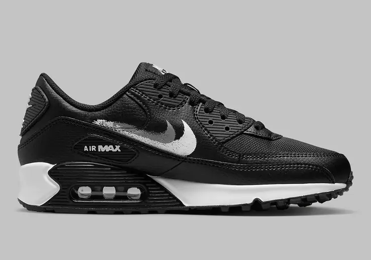 Кросівки чоловічі Nike Air Max 90 (FD0657-001) фото 2 — інтернет-магазин Tapok