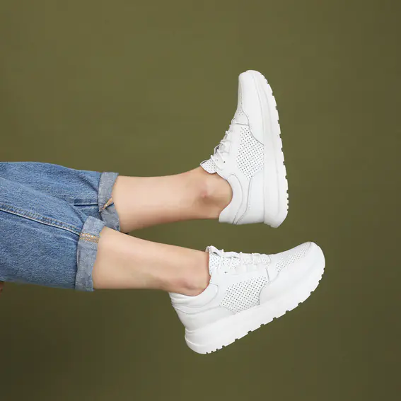 Кросівки жіночі шкіряні 4S 585720 Білі фото 9 — інтернет-магазин Tapok