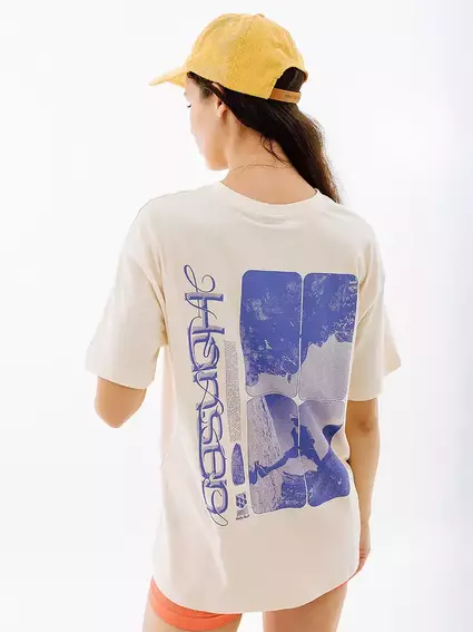 Футболка HELLY HANSEN W PLAY T-SHIRT 53941-020 фото 2 — интернет-магазин Tapok