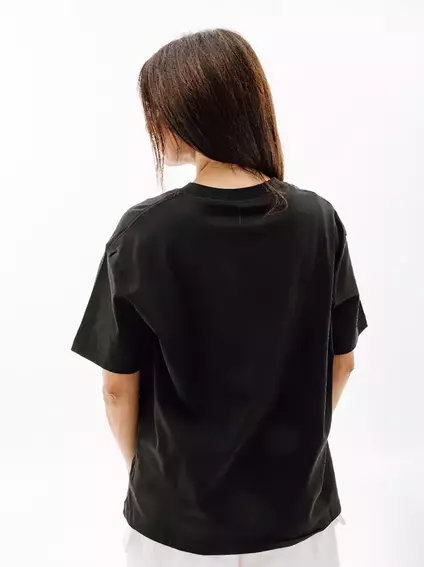 Футболка JORDAN ESSEN TEE CORE 22 DM5029-010 фото 2 — інтернет-магазин Tapok