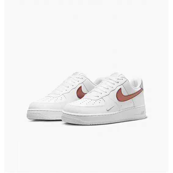 Кросівки чоловічі Nike Air Force 1 07 Lv8 (FD0654-100) фото 1 — інтернет-магазин Tapok