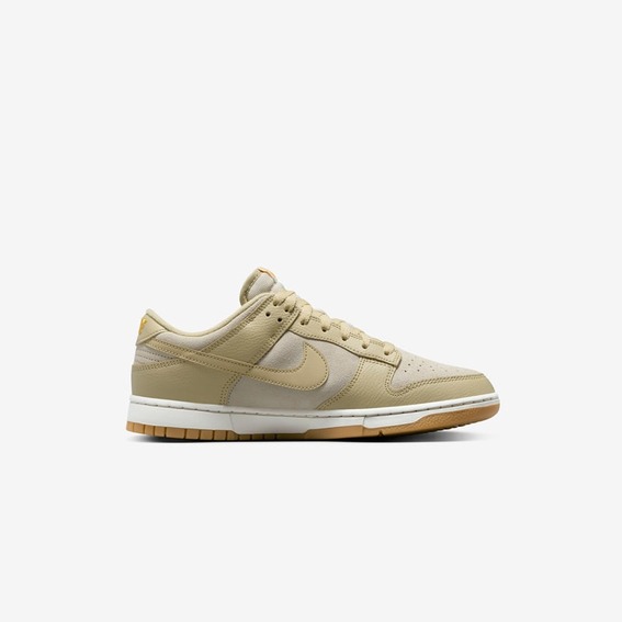 Кросівки унісекс Nike Dunk Low (DZ4513-200) фото 2 — інтернет-магазин Tapok