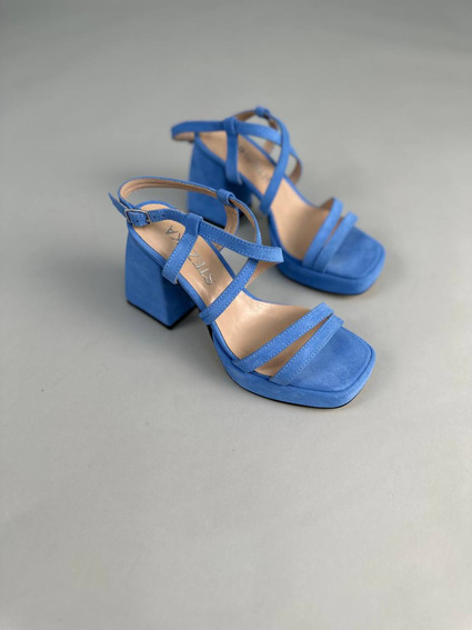 Босоножки женские замшевые голубого цвета фото 11 — интернет-магазин Tapok