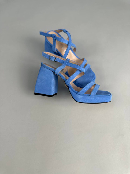 Босоножки женские замшевые голубого цвета фото 12 — интернет-магазин Tapok
