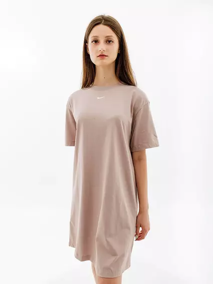 Сукня Nike W NSW ESSNTL SS DRESS TSHRT DV7882-272 фото 1 — інтернет-магазин Tapok