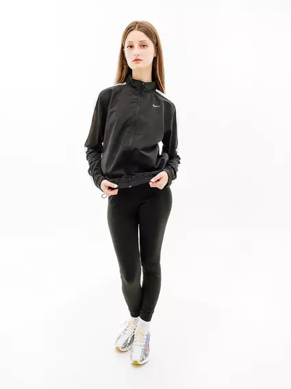 Куртка Nike W NK SWSH RUN JKT DX1037-010 фото 5 — інтернет-магазин Tapok