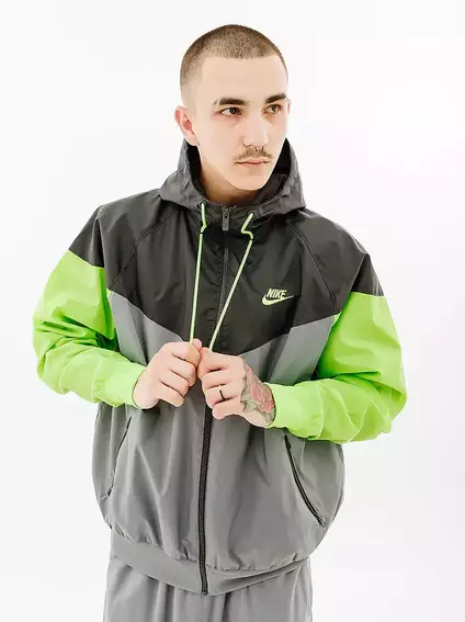 Куртка Nike M NK WVN LND WR HD JKT DA0001-065 фото 1 — інтернет-магазин Tapok