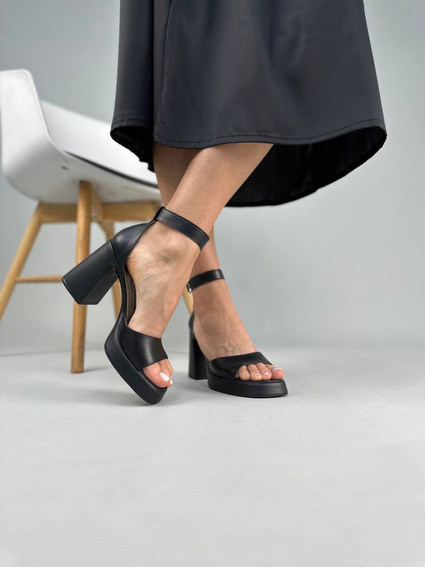 Босоножки женские кожаные черные на каблуках фото 5 — интернет-магазин Tapok