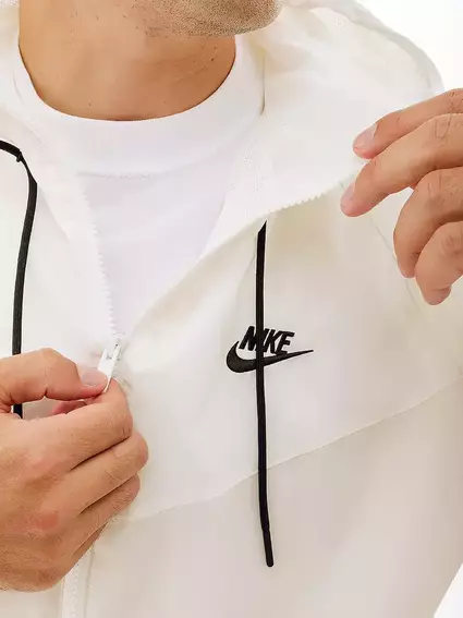 Куртка Nike M NK WVN LND WR HD JKT DA0001-104 фото 3 — интернет-магазин Tapok
