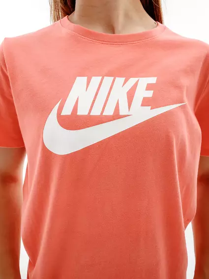 Футболка Nike W NSW TEE ESSNTL ICN FTRA DX7906-894 фото 3 — интернет-магазин Tapok