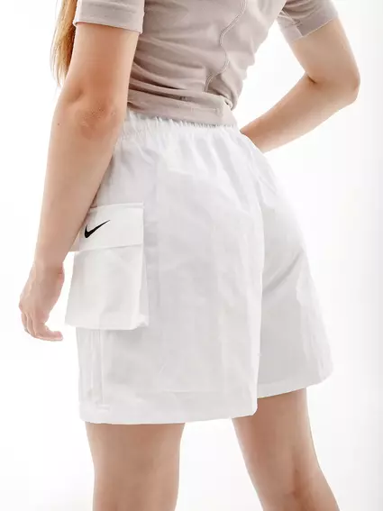 Шорты Nike W NSW ESSNTL WVN HR SHORT DM6247-100 фото 2 — интернет-магазин Tapok