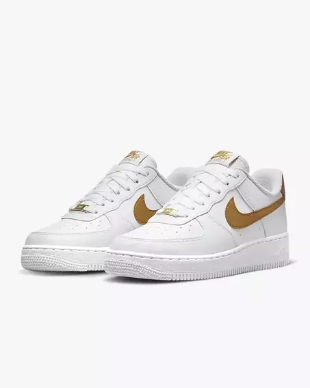 Кроссовки женские Nike Air Force 1 &#39;07 Next Nature (DN1430-104) фото 1 — интернет-магазин Tapok