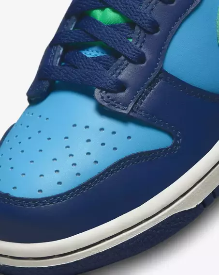 Кроссовки женские Nike Dunk Low (Gs) (DV1693-401) фото 6 — интернет-магазин Tapok
