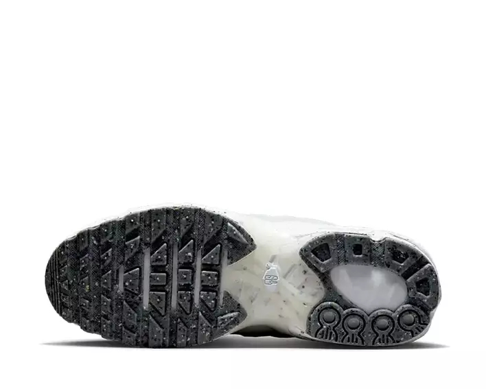 Кросівки чоловічі Nike Air Max Terrascape Plus (DQ3977-100) фото 5 — інтернет-магазин Tapok
