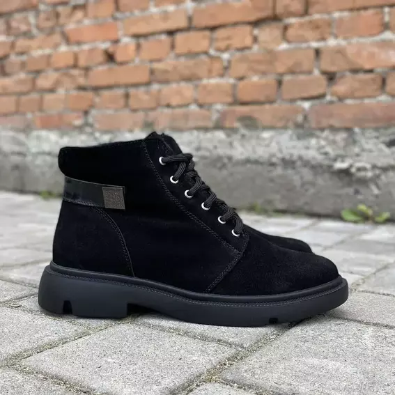 Женские ботинки замшевые зимние черные Milord 1070 фото 3 — интернет-магазин Tapok
