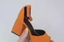 Босоножки женские замшевые оранжевые на каблуке Фото 1
