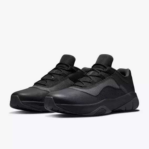 Чоловічі кросівки NIKE AIR JORDAN 11 CMFT LOW CW0784-003 фото 2 — інтернет-магазин Tapok