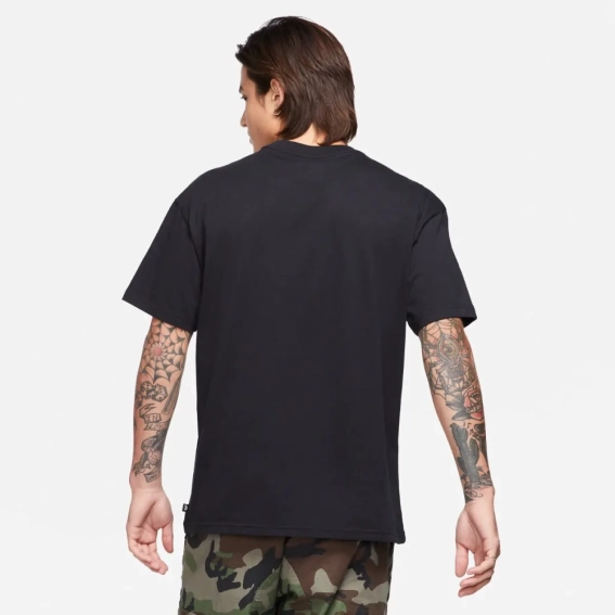 Мужская футболка NIKE M NK SB TEE ESSENTIALS DB9975-010 фото 4 — интернет-магазин Tapok