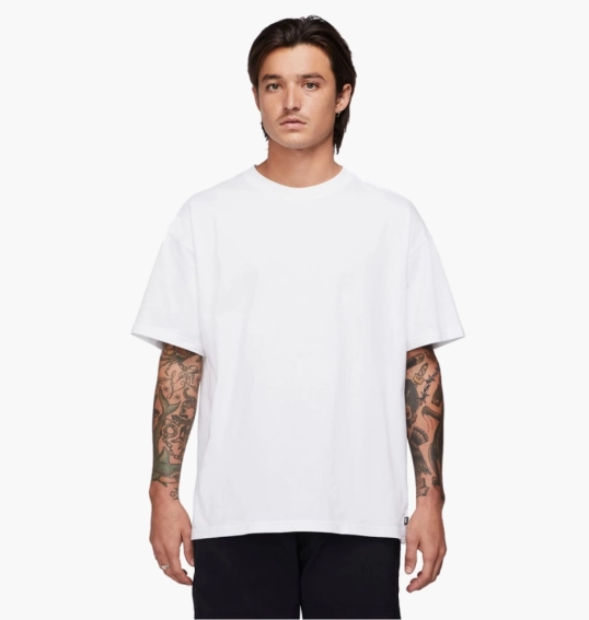 Мужская футболка NIKE M NK SB TEE ESSENTIALS DB9975-100 фото 3 — интернет-магазин Tapok