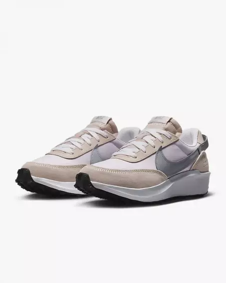 Женские кроссовки WMNS NIKE WAFFLE DEBUT DH9523-603 фото 2 — интернет-магазин Tapok