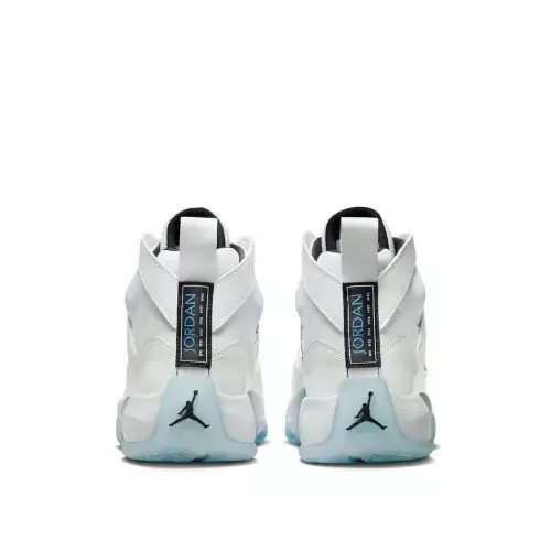 Мужские кроссовки NIKE JUMPMAN TWO TREY DO1925-104 фото 3 — интернет-магазин Tapok