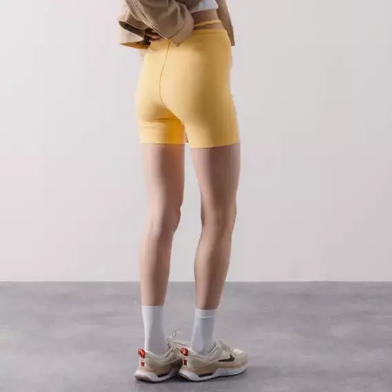 Жіночі шорти NIKE W NSW EVRDY MOD HR BIKE SHORT DV7928-795 фото 2 — інтернет-магазин Tapok