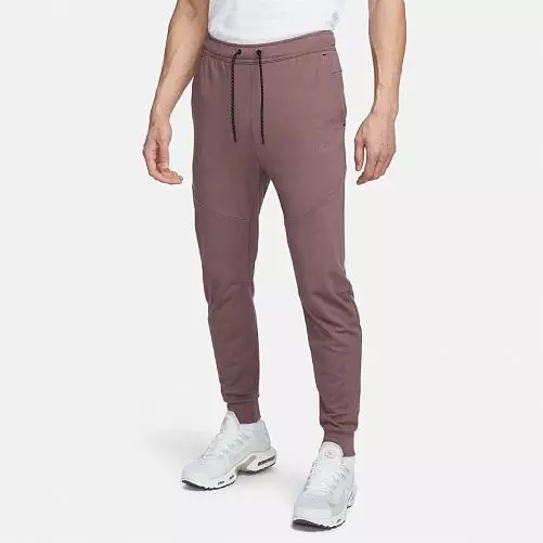 Чоловічі штани NIKE M TECH LGHTWHT JGGR DX0826-291 фото 1 — інтернет-магазин Tapok