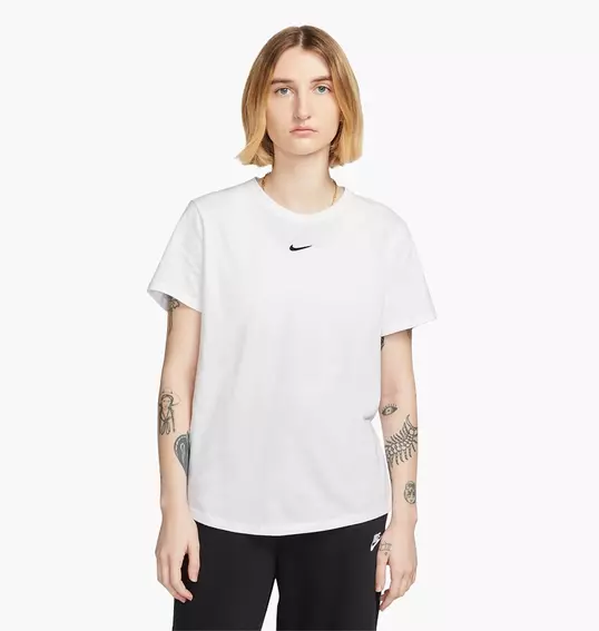 Мужская футболка NIKE W NSW TEE ESSNTL CREW LBR DX7904-100 фото 1 — интернет-магазин Tapok