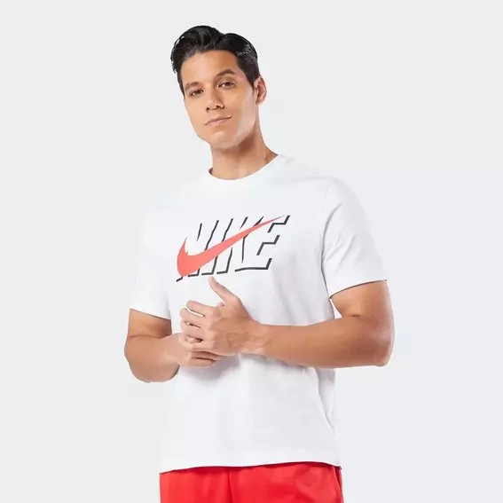 Мужская футболка NIKE NSW TEE SWOOSH BLOCK DZ3276-100 фото 1 — интернет-магазин Tapok