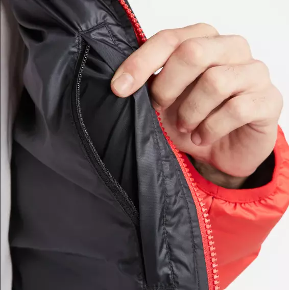 Мужская куртка NIKE Storm-FIT Windrunner PrimaLoft FLD Hooded Jacket FB8185-011 фото 3 — интернет-магазин Tapok