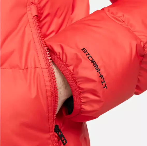 Мужская куртка NIKE Storm-FIT Windrunner PrimaLoft FLD Hooded Jacket FB8185-011 фото 4 — интернет-магазин Tapok
